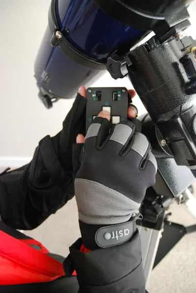 Observation et confort : accessoires pratiques pour profiter pleinement de vos soirées d’astronomie