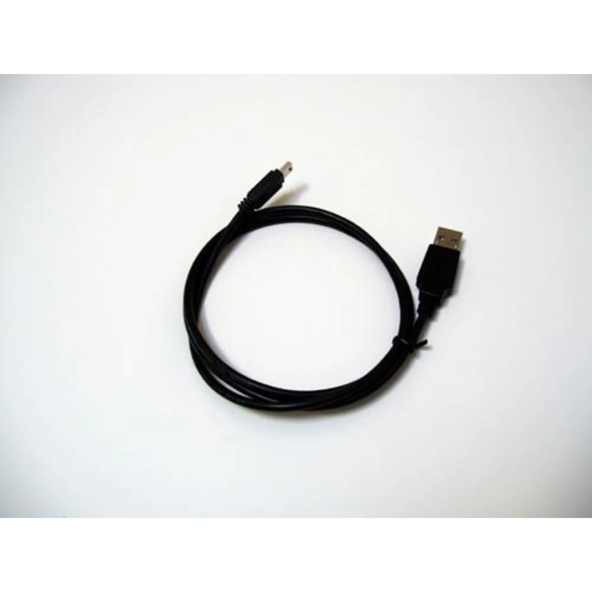 - Câble USB